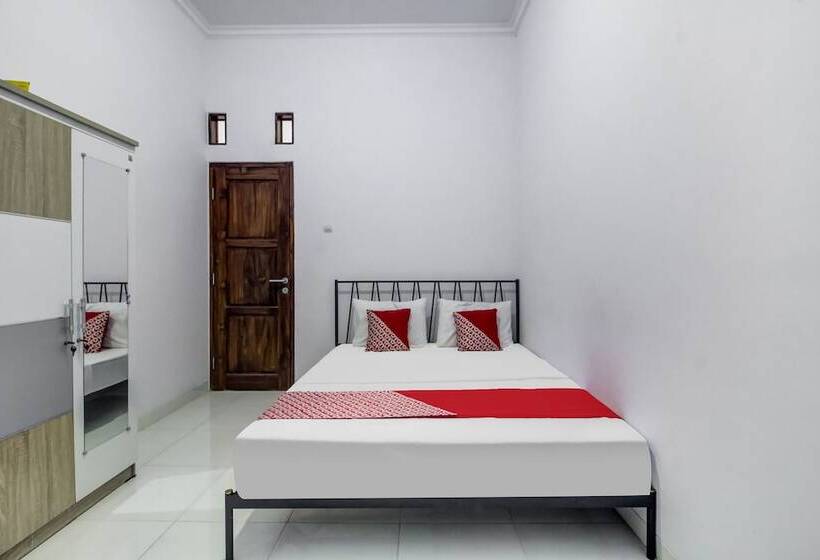 בית מלון כפרי Oyo 91243 Bina Syariah Guest House