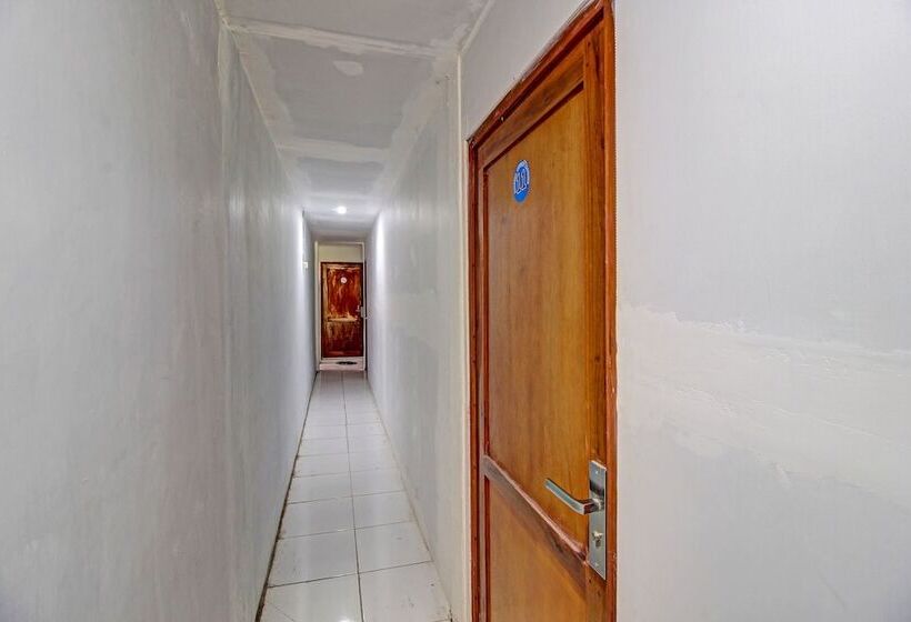 호텔 Capital O 91690 Moza Guest House