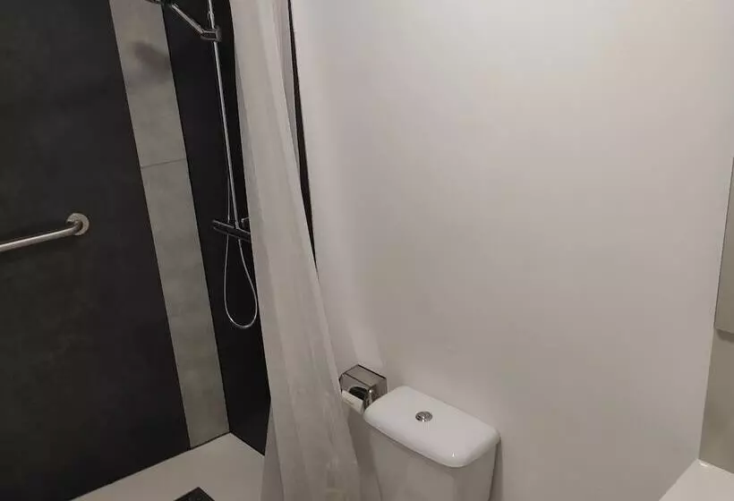 هتل Pilgrim Rooms