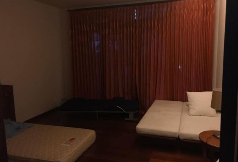 בית מלון כפרי Villa Alex Claket