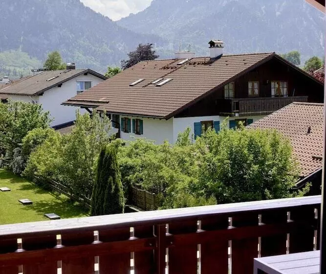 Maximilian Appartements