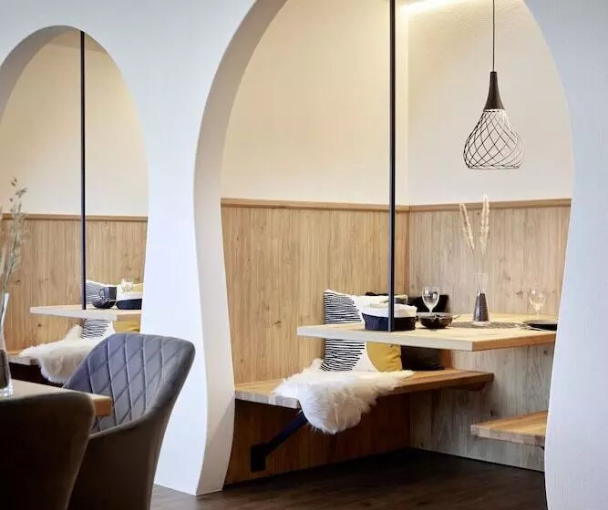 Maximilian Appartements