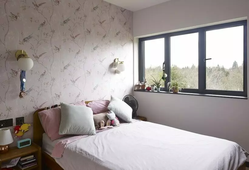 Residenssi Grand Designs Chess Valley Project   Rickmansworth