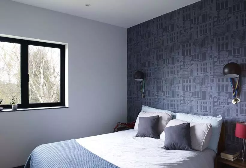 Residenssi Grand Designs Chess Valley Project   Rickmansworth