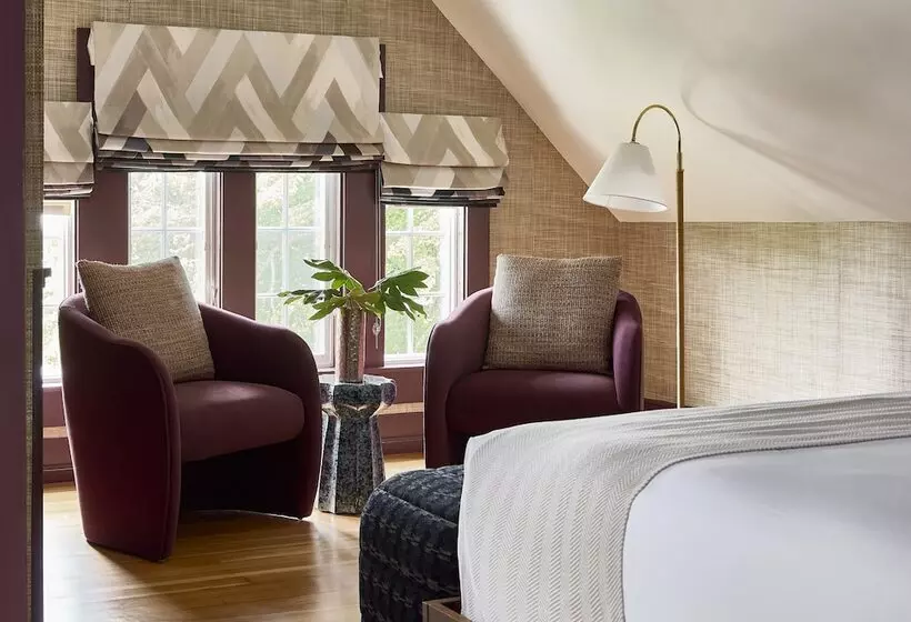 مسافرخانه The Coco, The Edgartown Collection