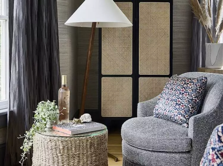 مسافرخانه The Coco, The Edgartown Collection