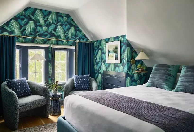 مسافرخانه The Coco, The Edgartown Collection