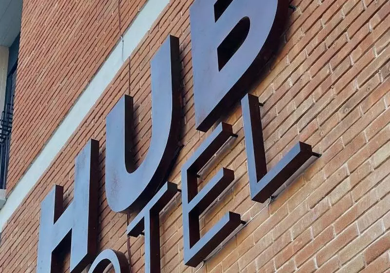 Hotelli Hub