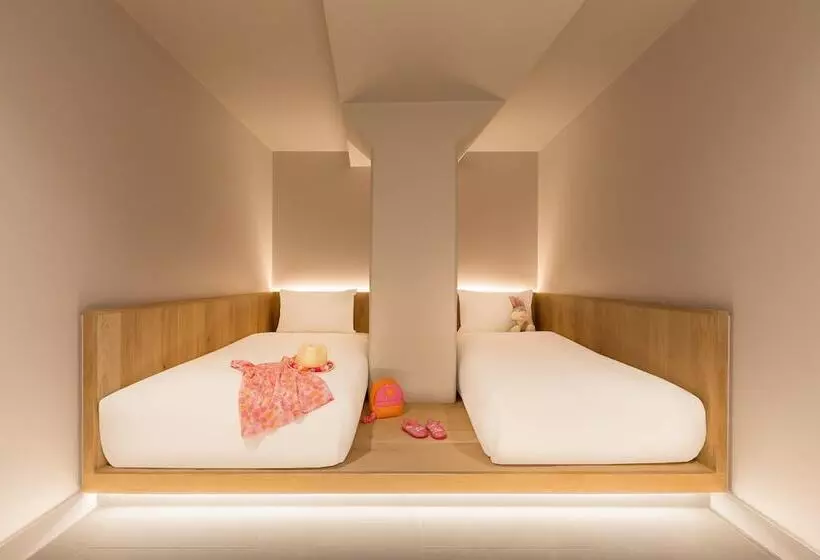 Zedwell Underground Hotel Tottenham Court Rd