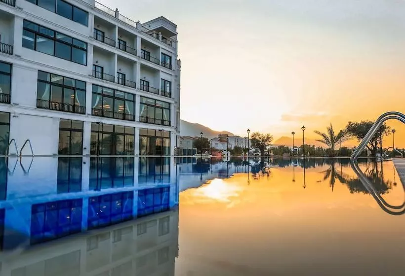 Mc Palace Hotel Spa & Convention