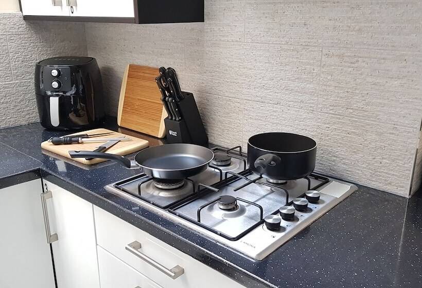 Пансион Kunda House Bournbrook