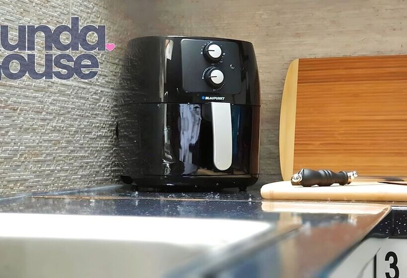 Пансион Kunda House Bournbrook