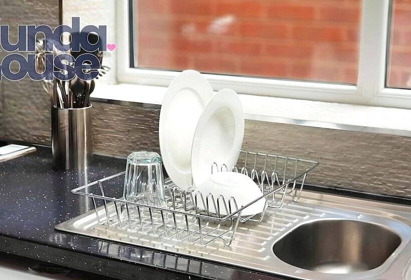 Пансион Kunda House Bournbrook