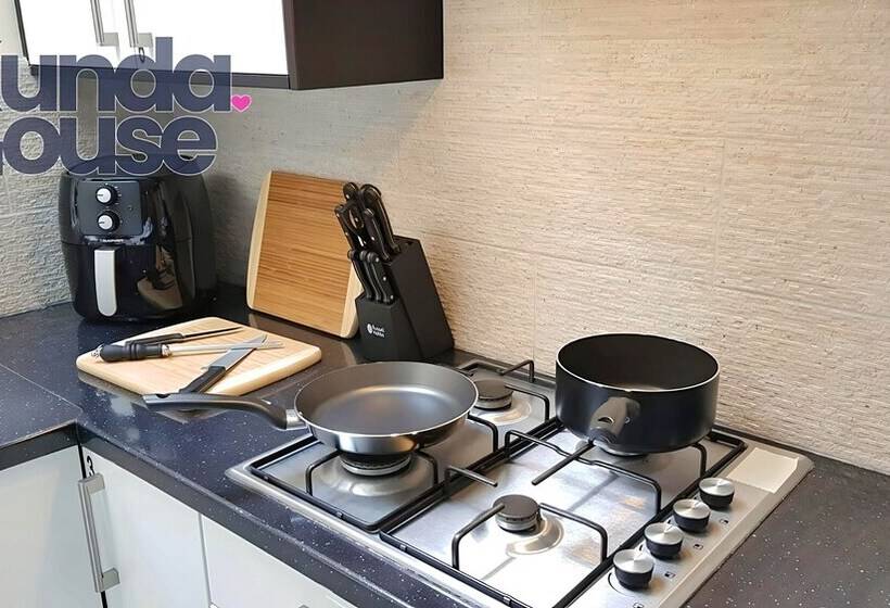 Пансион Kunda House Bournbrook