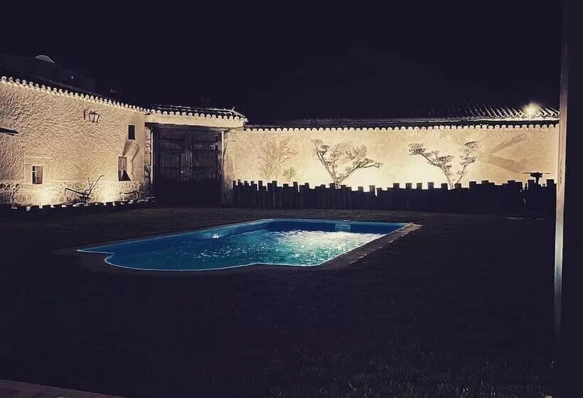 Majatalo La Centenaria De Alaraz