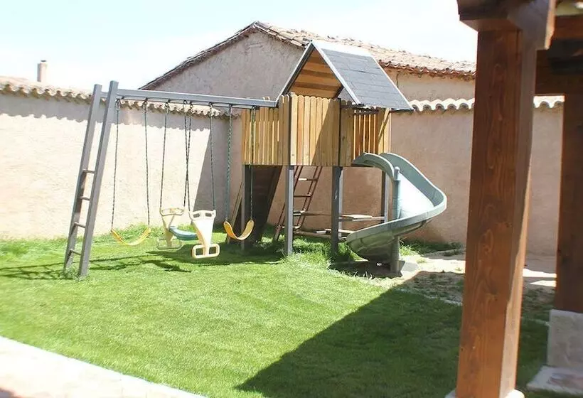 Majatalo La Centenaria De Alaraz