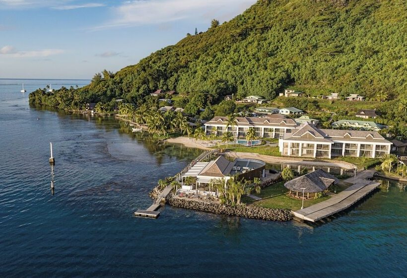 Cook S Bay Hotel & Suites