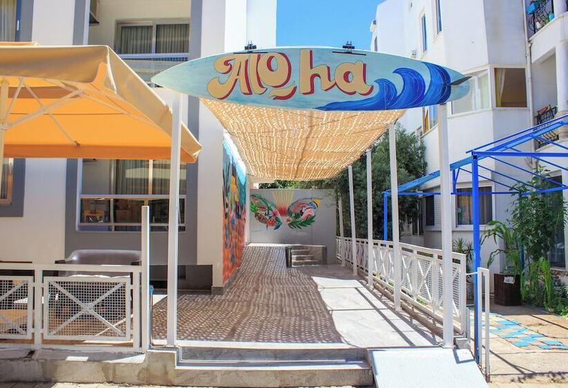 هتل Aloha Suites Mediterranean