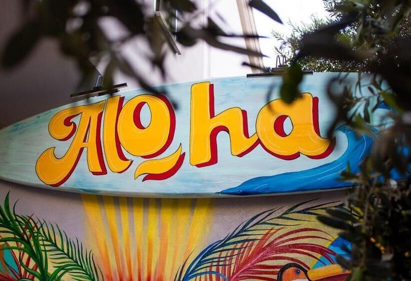 هتل Aloha Suites Mediterranean