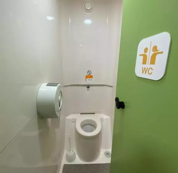 ホテル Class Eco Carcassonne