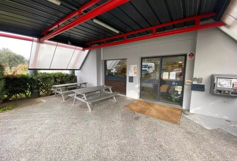 ホテル Class Eco Carcassonne