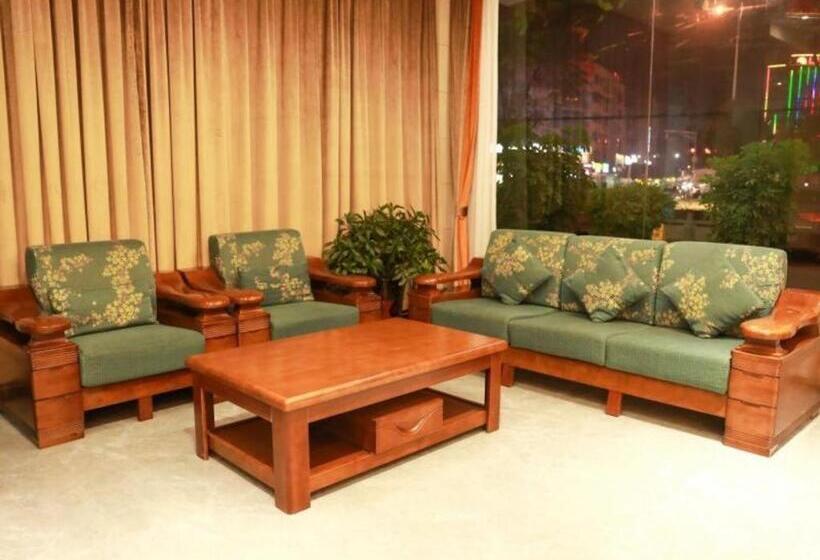 Otel Greentree Inn Hubei Xianning Tongcheng County People S Hospital