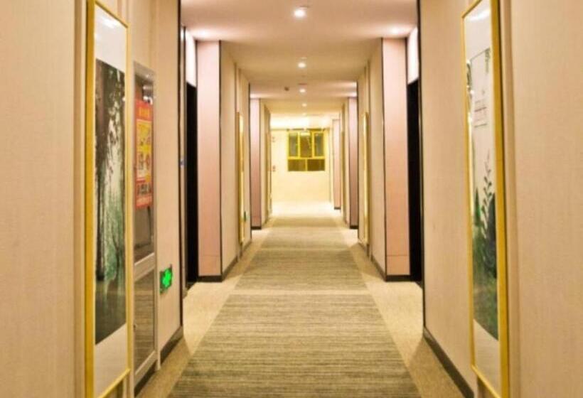 Hotel Greentree Inn Xinjiang Kashgar Food Street