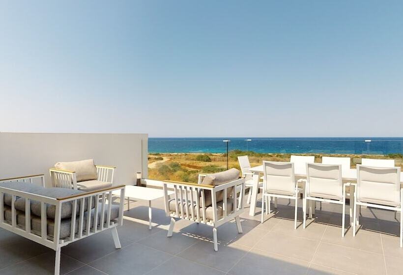 ホテル Periyiali Konnos Villas Beach Resort