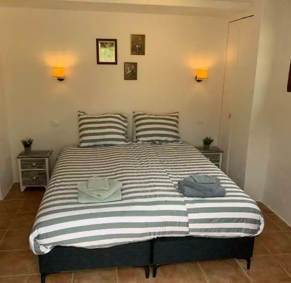 Maison Castellane Chambre D Hotes B&b