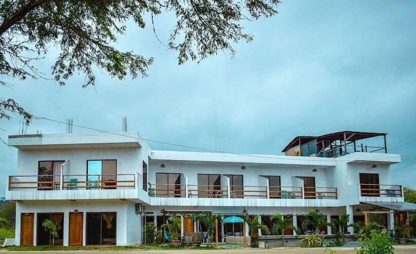 Hotel Baja Beach Los Manglares