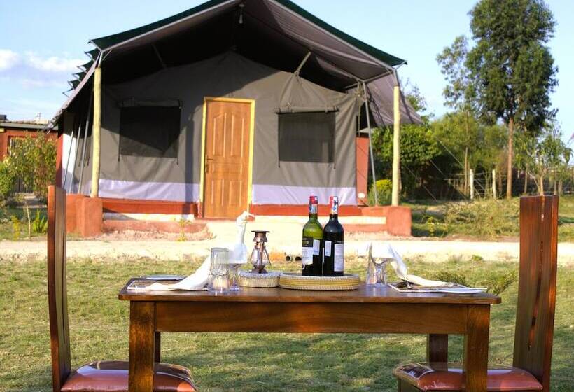 هتل Endeem Mara Resort