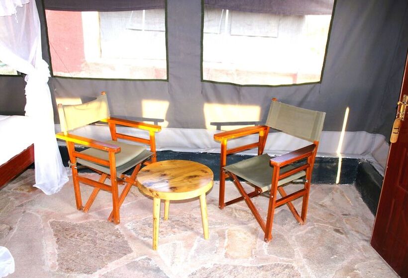 هتل Endeem Mara Resort