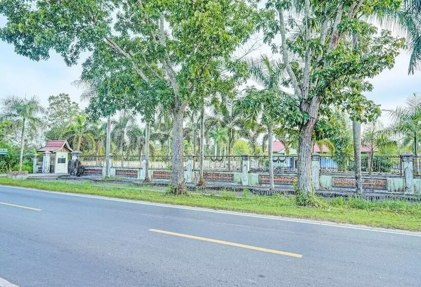 هتل Oyo 91973 Green