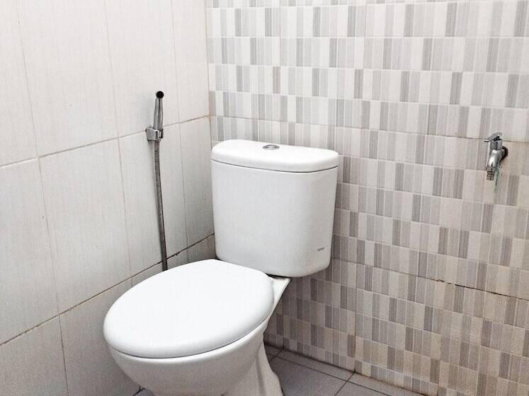 هتل Oyo 91973 Green