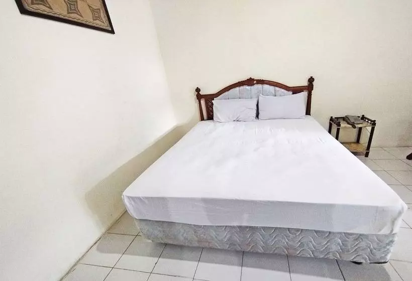 هتل Oyo 91973 Green