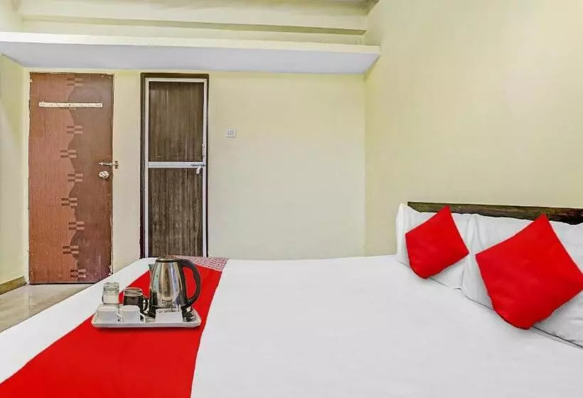 Hotelli Oyo Flagship 70191 Vandanvilla Service Apartment