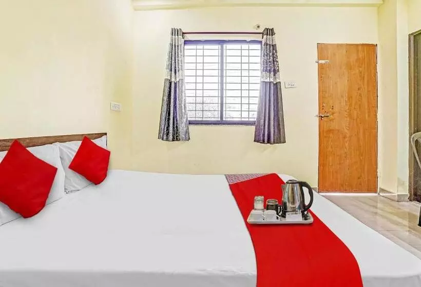 Hotelli Oyo Flagship 70191 Vandanvilla Service Apartment
