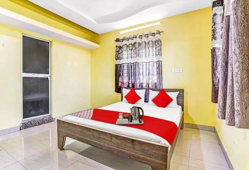 Hotelli Oyo Flagship 70191 Vandanvilla Service Apartment