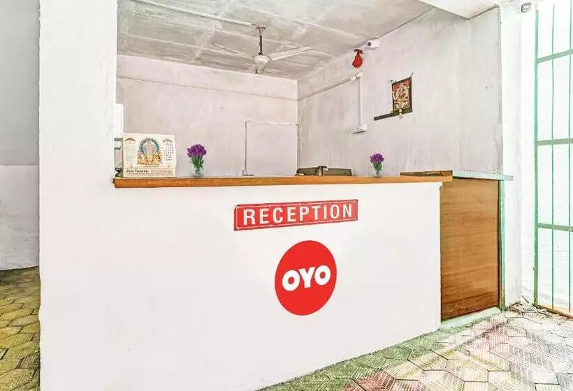 Hotelli Oyo Flagship 70191 Vandanvilla Service Apartment
