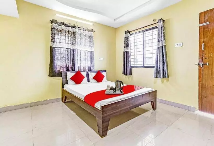 Hotelli Oyo Flagship 70191 Vandanvilla Service Apartment