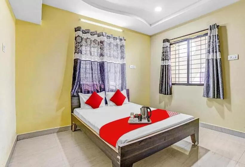 Hotelli Oyo Flagship 70191 Vandanvilla Service Apartment