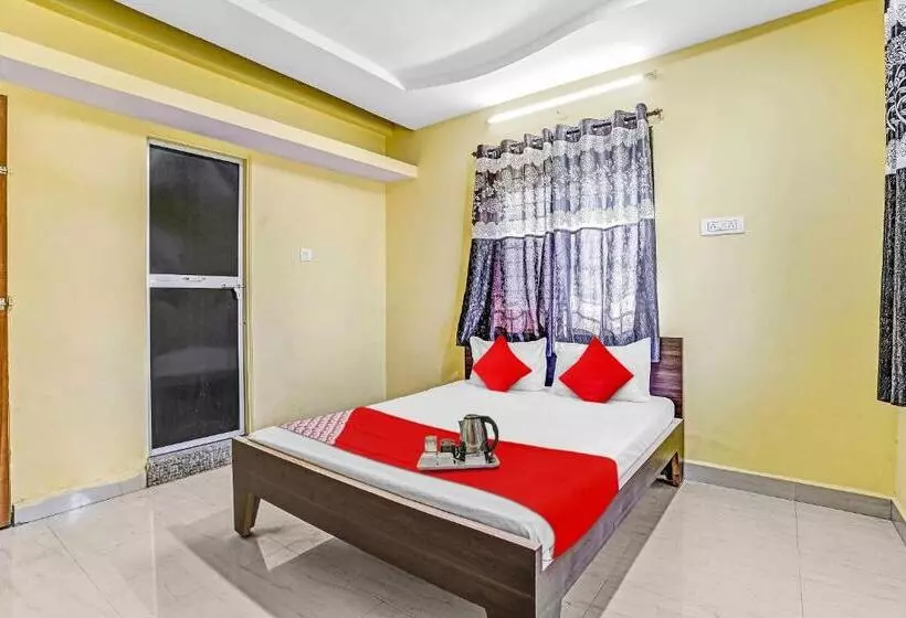 Hotelli Oyo Flagship 70191 Vandanvilla Service Apartment