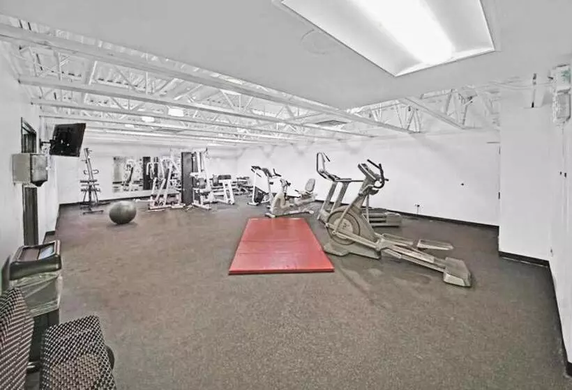 ホテル Snowblaze Condominiums E103