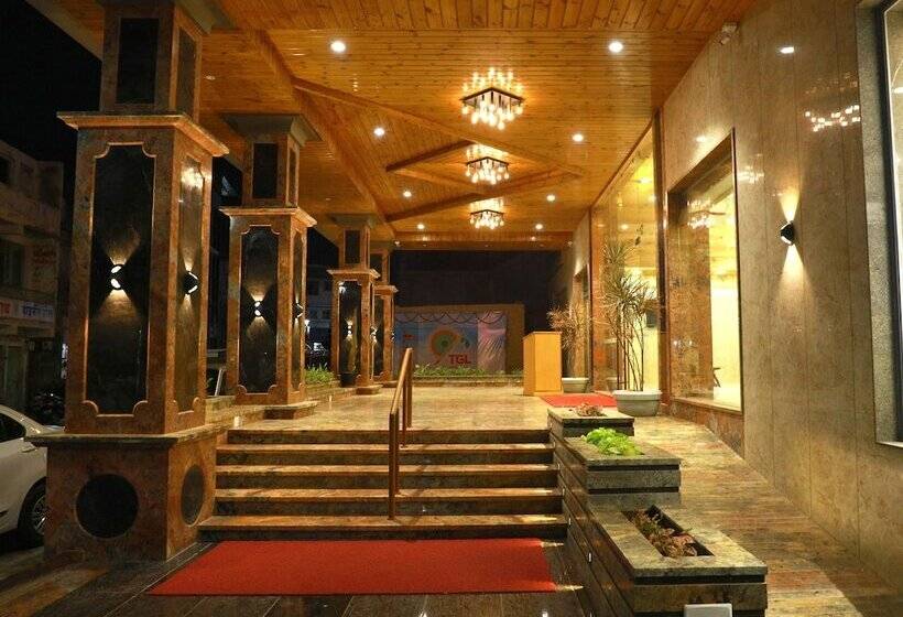 فندق The Grand Ladhukara