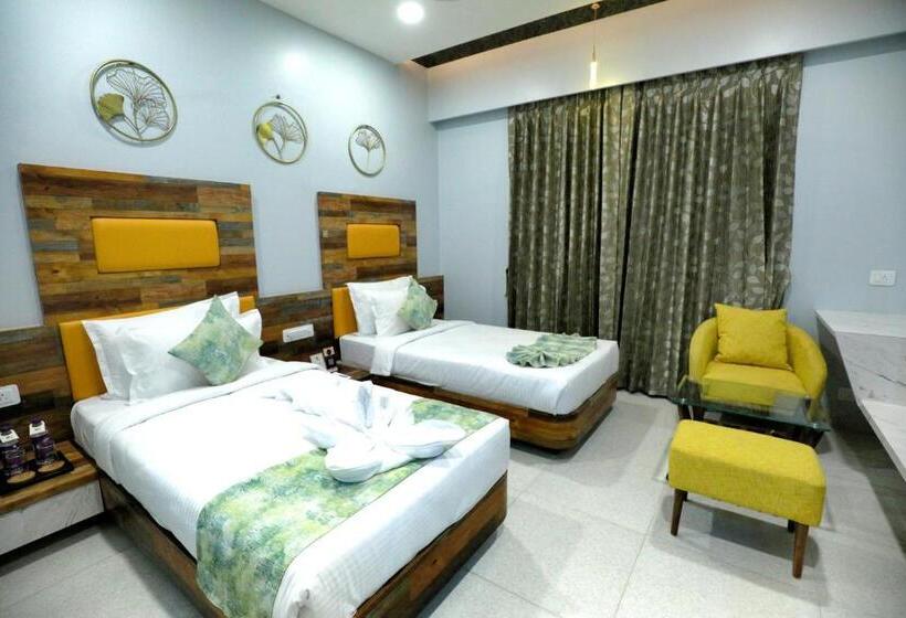 فندق The Grand Ladhukara