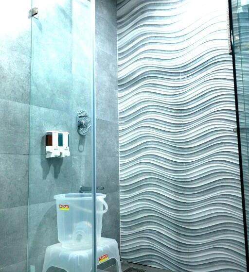 فندق The Grand Ladhukara