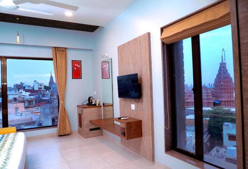 فندق The Grand Ladhukara