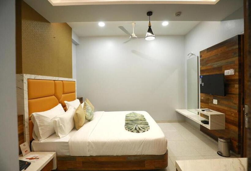 فندق The Grand Ladhukara