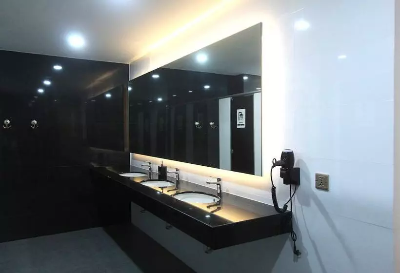 The Mira Hotel Chiang Rai