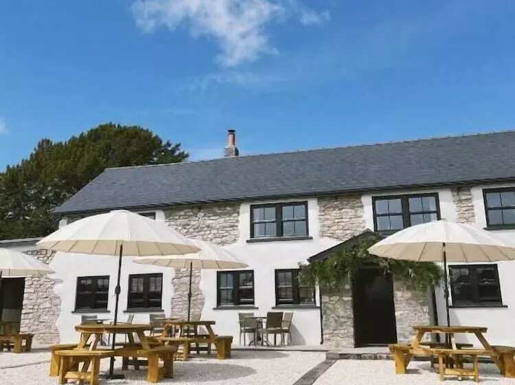 Hotelli The White Lion